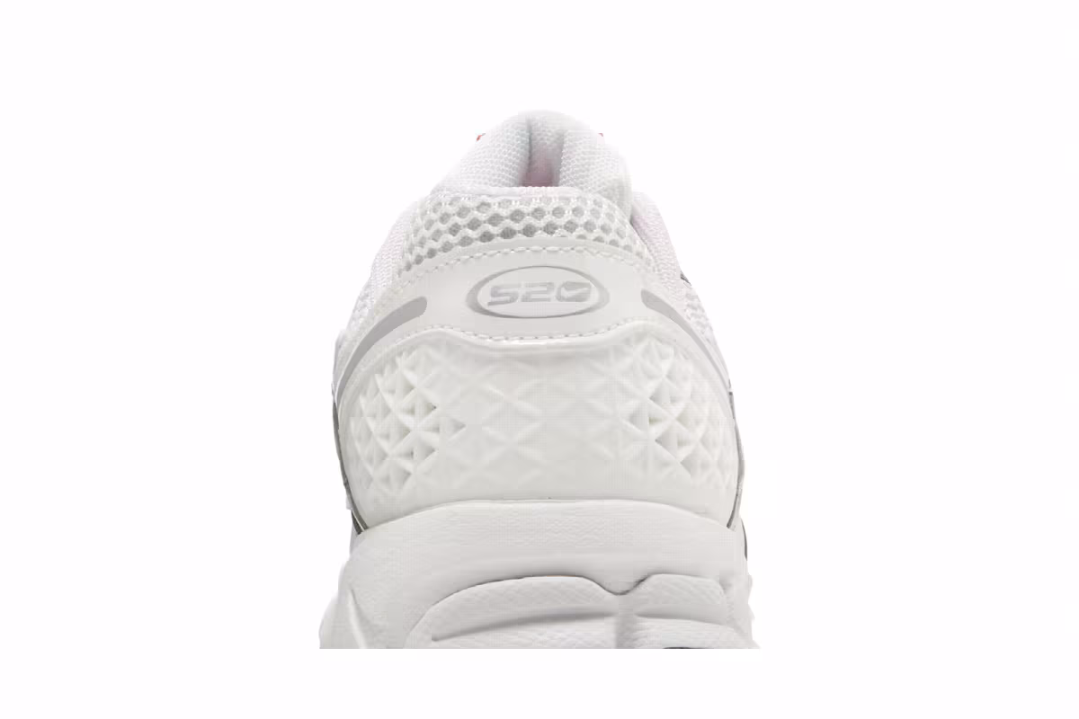 Nike Women's Air Zoom Vomero 5 520 Pack - Pink Foam, view 8