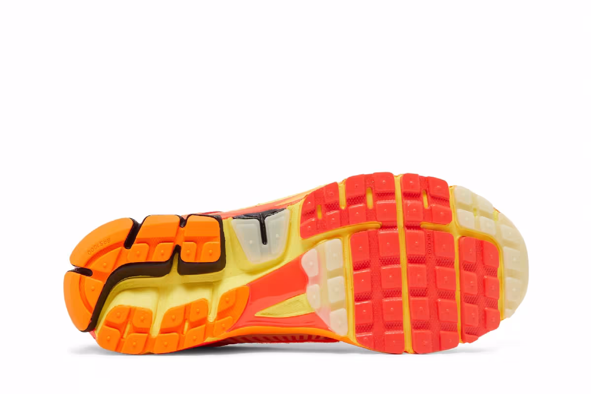 Nike Air Zoom Vomero 5 Doernbecher 2023, view 5