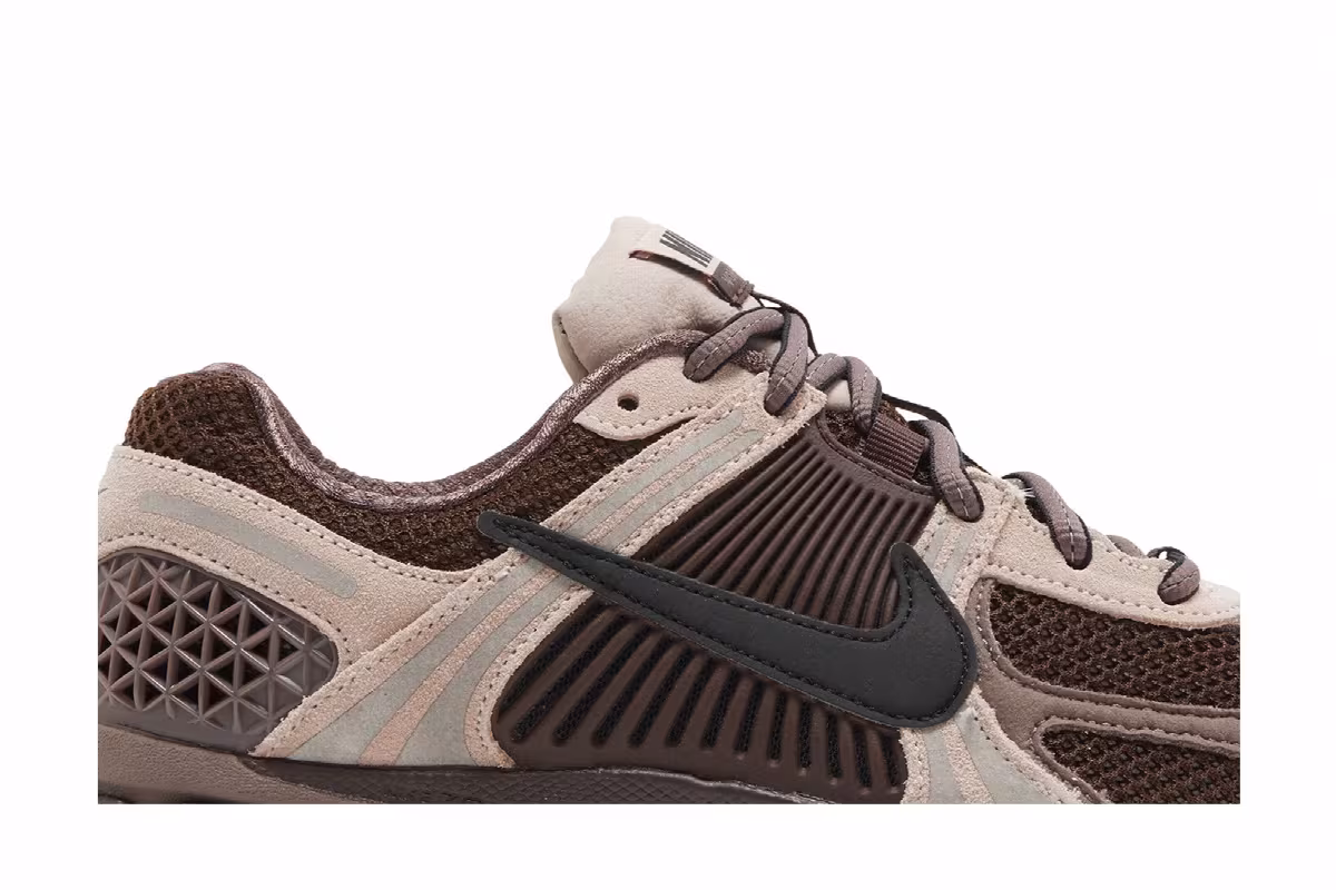 Nike Women's Air Zoom Vomero 5 Plum Eclipse, view 3