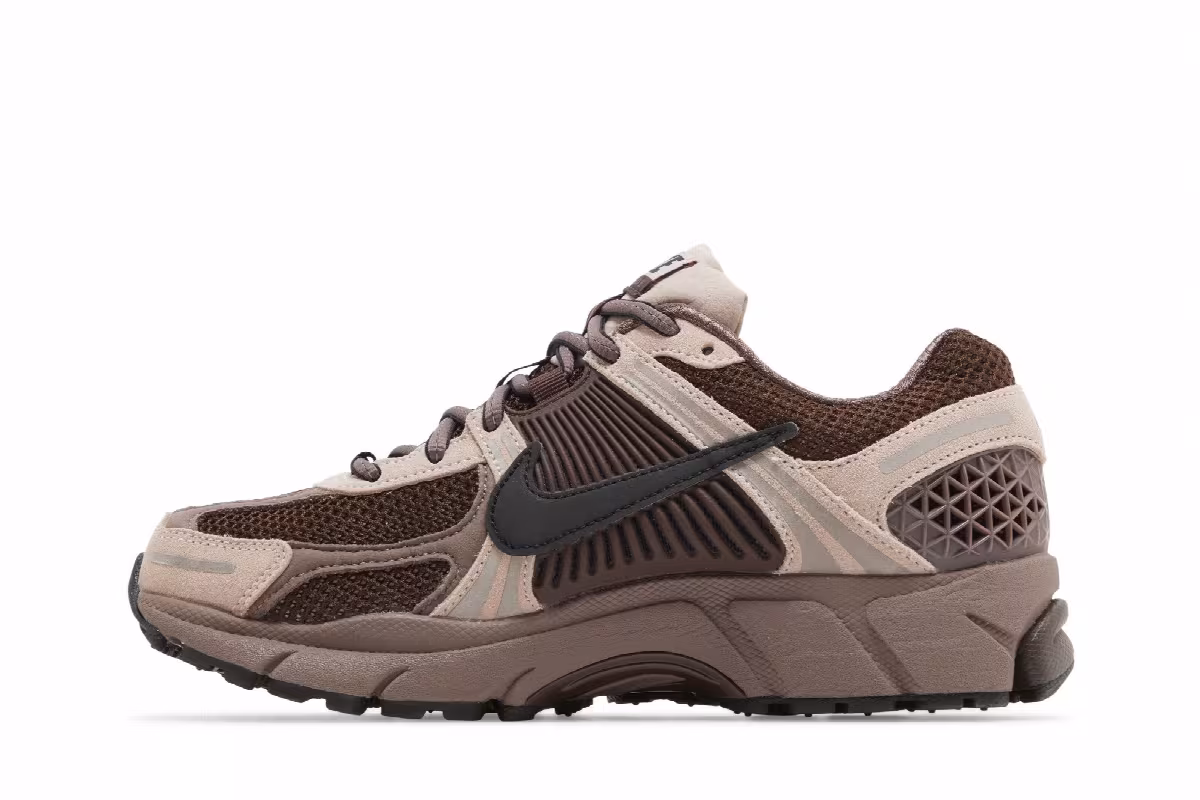 Nike Women's Air Zoom Vomero 5 Plum Eclipse, view 4