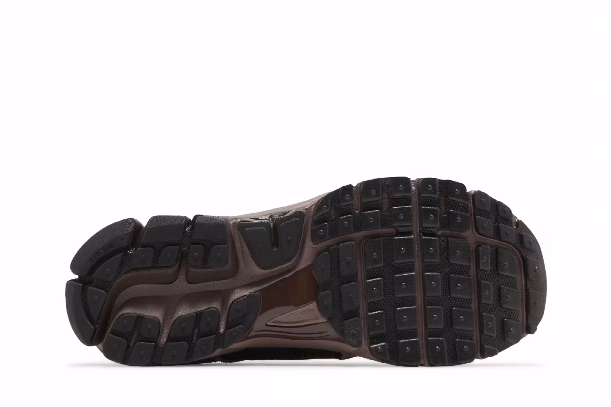 Nike Women's Air Zoom Vomero 5 Plum Eclipse, view 5