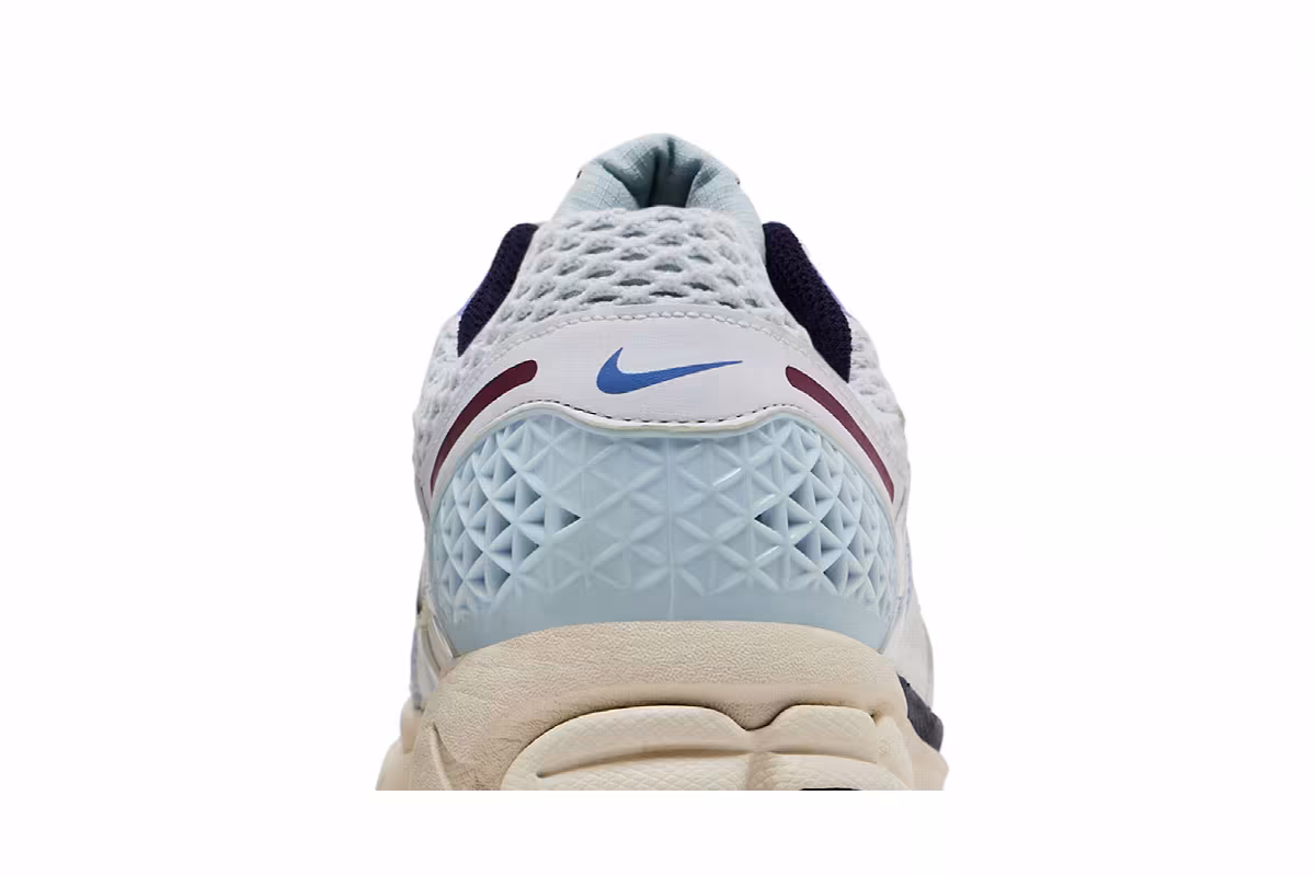 Nike Women's Zoom Vomero 5 Blue Tint, view 8