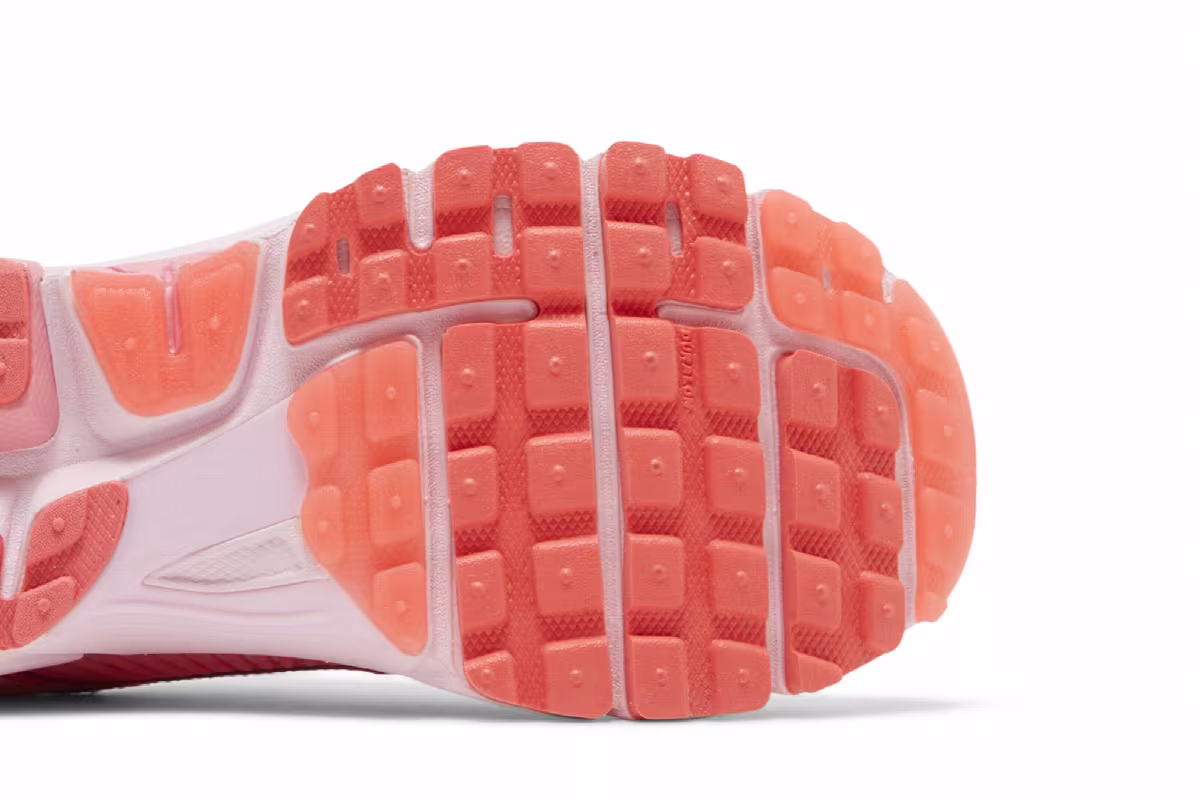 Nike Women's Air Zoom Vomero 5 Barbie, view 6