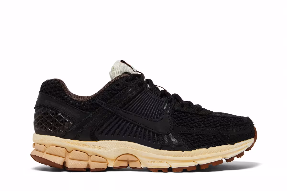 Nike Women's Zoom Vomero 5 Black Sesame, view 2