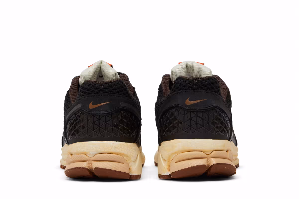 Nike Women's Zoom Vomero 5 Black Sesame, view 7