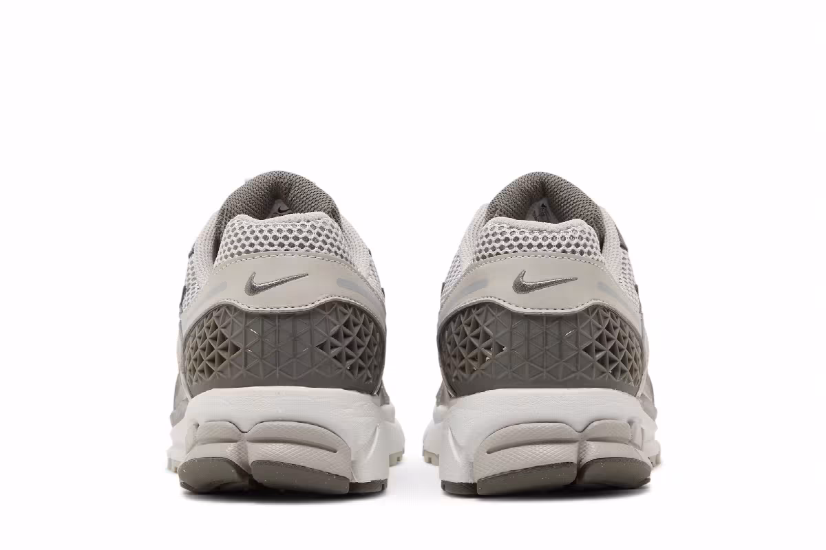 Nike Air Zoom Vomero 5 Light Iron Ore, view 7