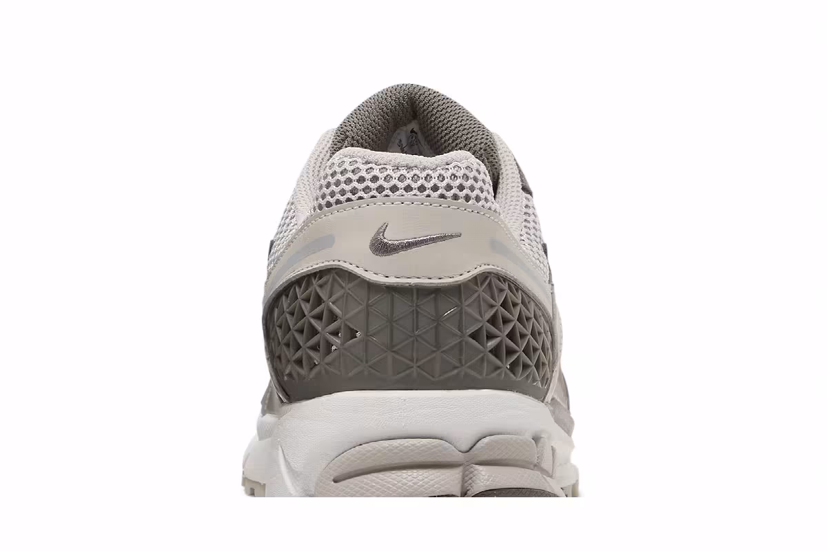Nike Air Zoom Vomero 5 Light Iron Ore, view 8