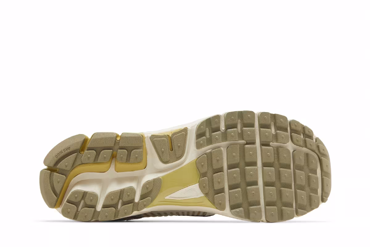 Nike Air Zoom Vomero 5 Light Bone Olive, view 5