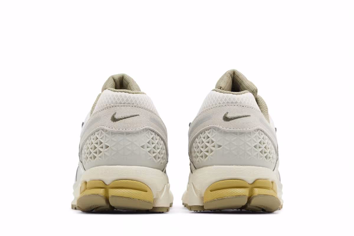 Nike Air Zoom Vomero 5 Light Bone Olive, view 7