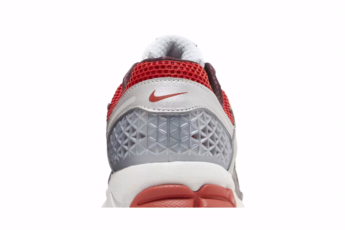 Nike Women's Air Zoom Vomero 5 Mystic Red, view 8