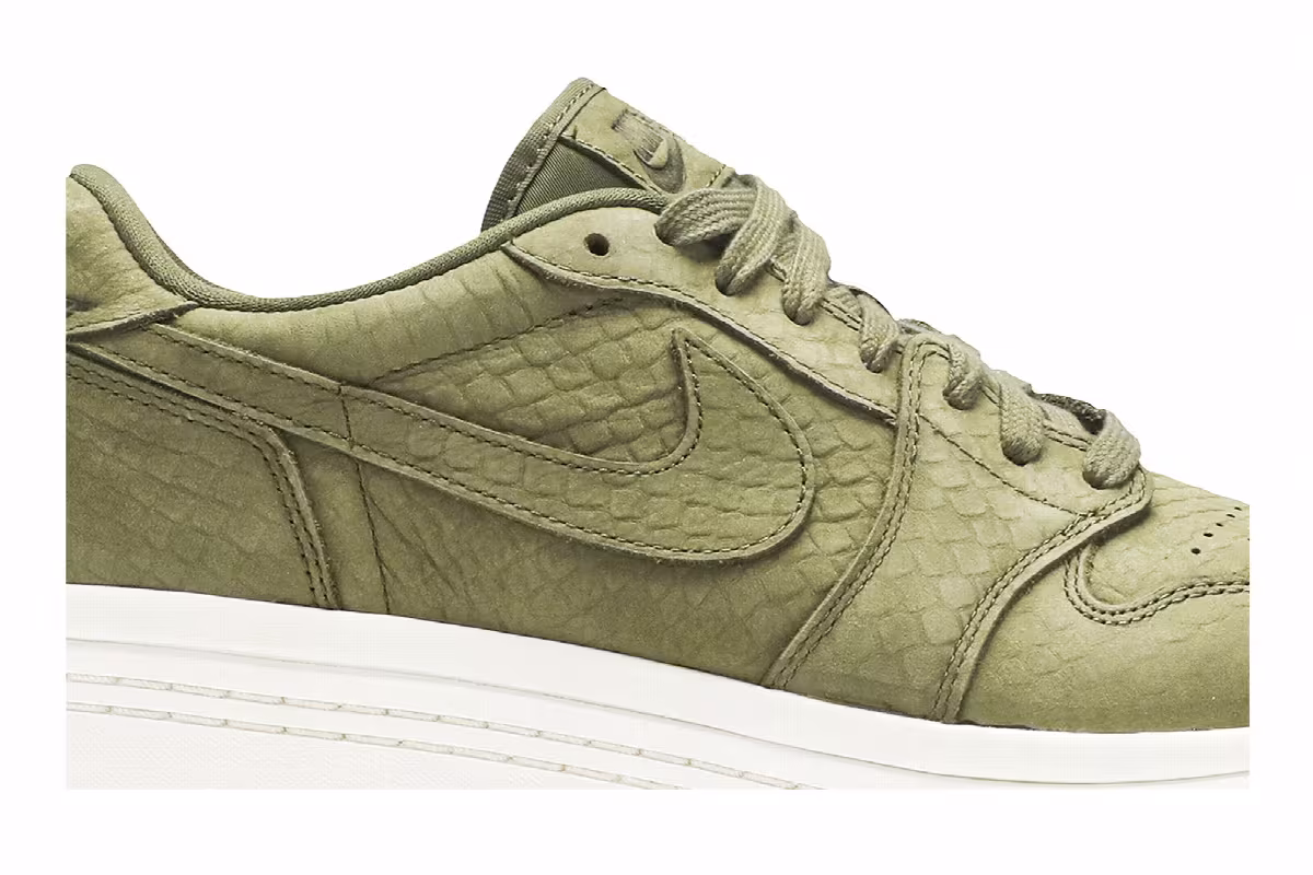 Women's Air Jordan 1 Low Lifted Olive Canvas, view 3