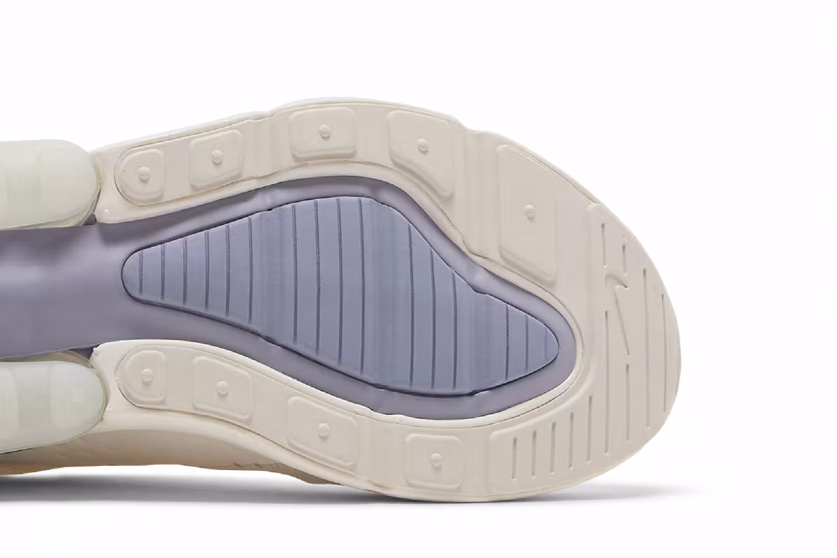 Nike Women's Air Max 270 Sail Oxygen Purple, view 6