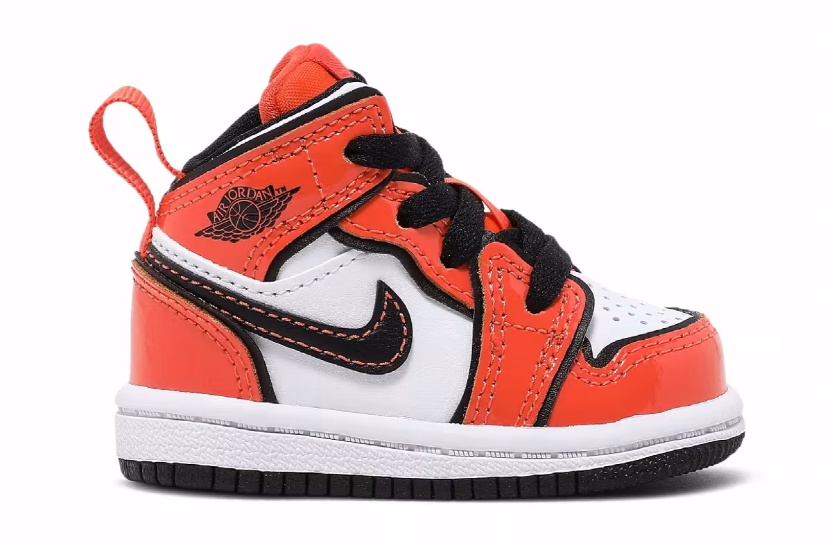 Air Jordan 1 Mid SE TD Turf Orange, view 2