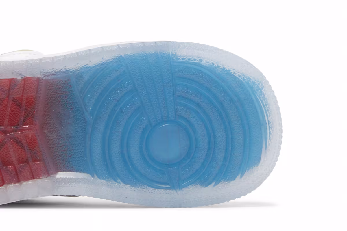 Air Jordan 1 Mid TD NC to Chi, view 6