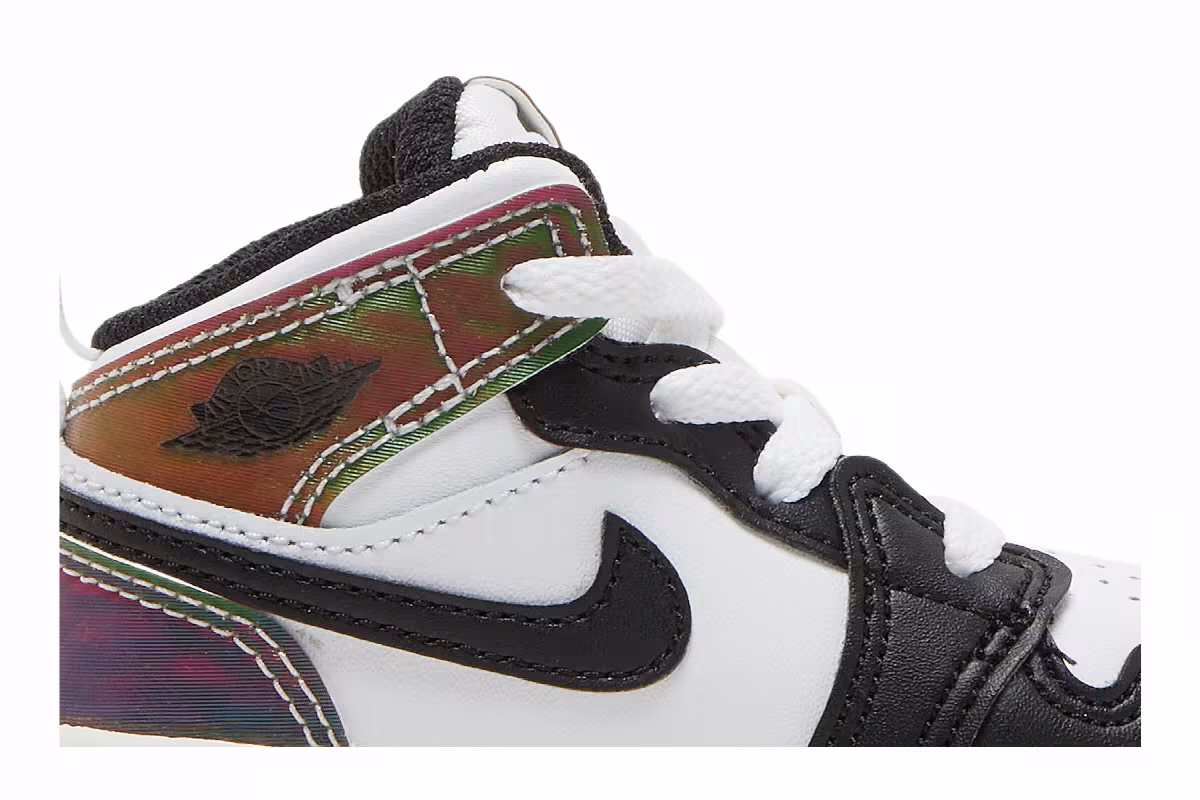 Air Jordan 1 Mid SE TD Heat Reactive Color Change, view 3