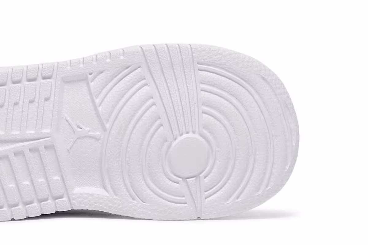 Air Jordan 1 Low ALT TD White Gym Red, view 6