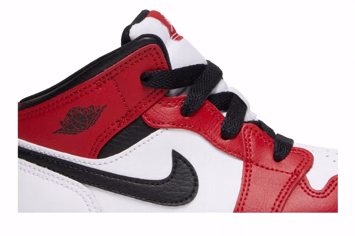 Air Jordan 1 Mid TD Chicago, view 3