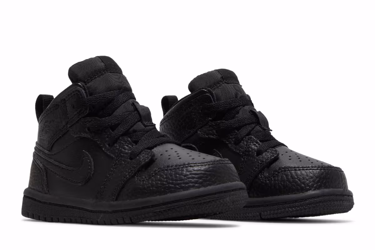 Air Jordan 1 Mid TD Triple Black, view 9