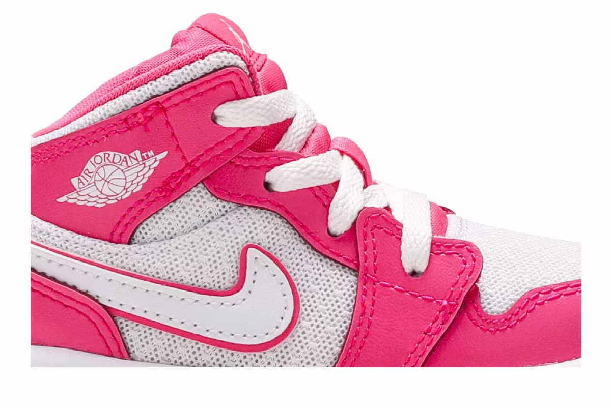 Air Jordan 1 Mid TD Hyper Pink, view 3