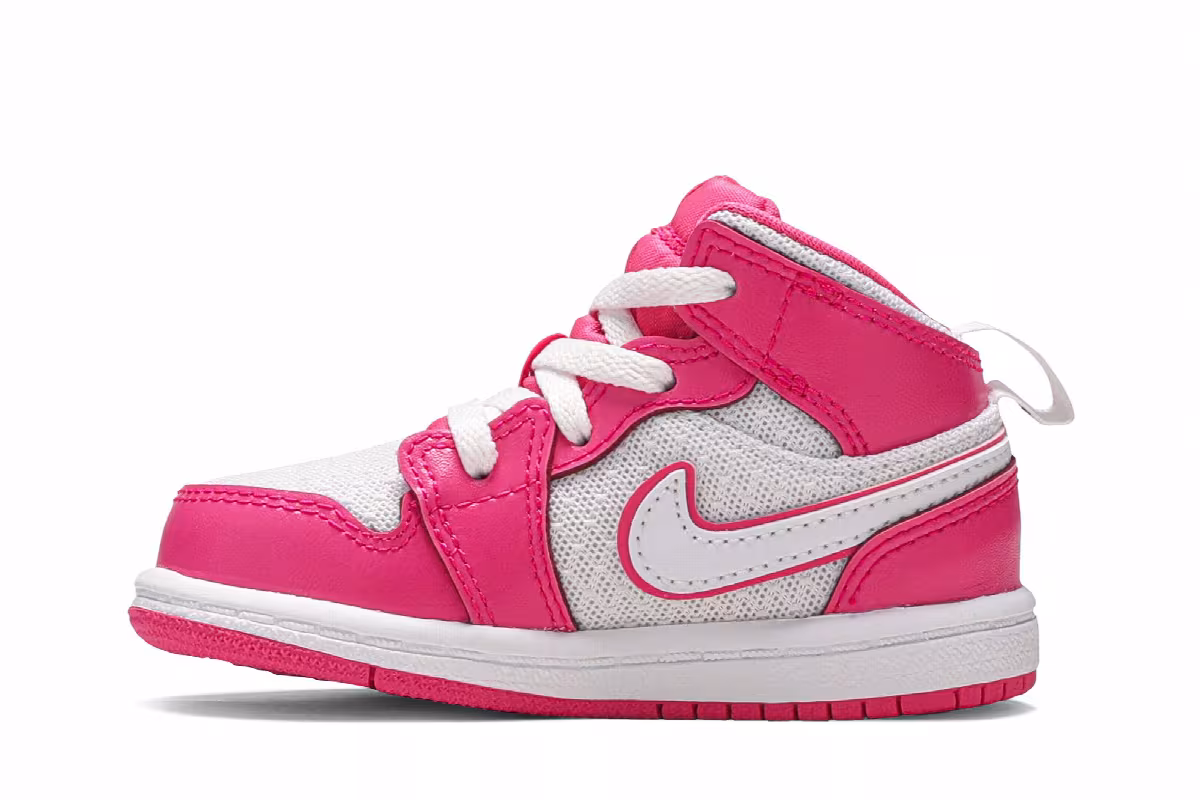 Air Jordan 1 Mid TD Hyper Pink, view 4