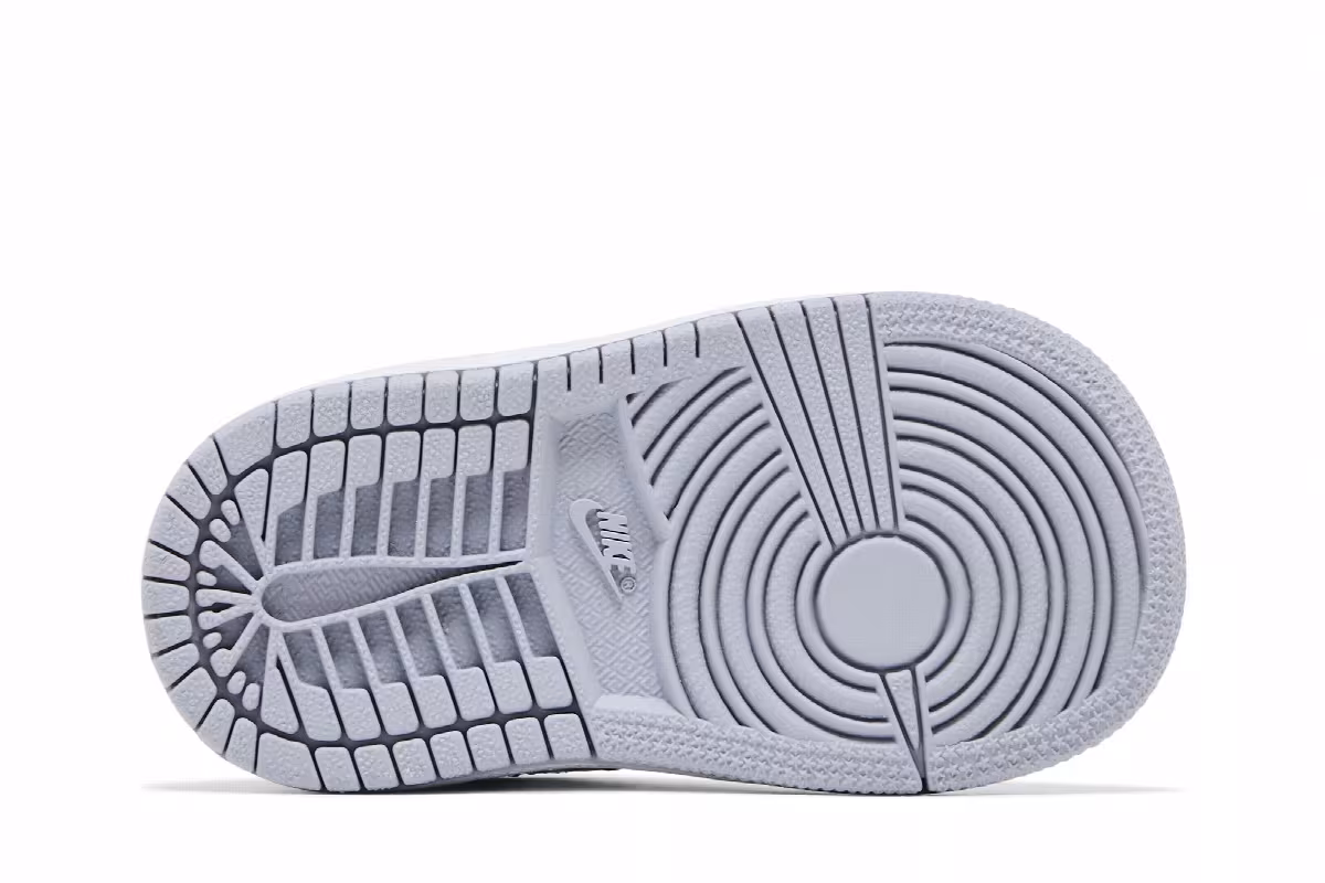 Air Jordan 1 Mid TD Wolf Grey, view 5