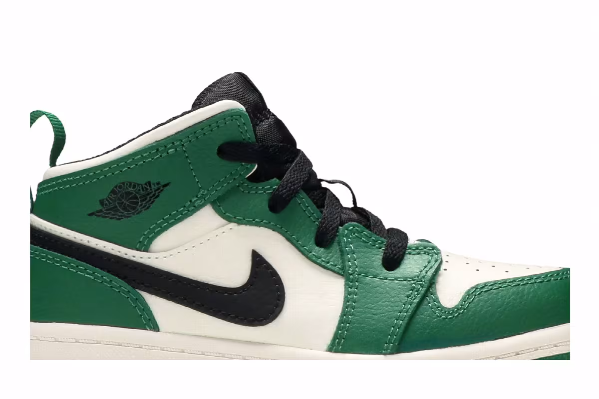 Air Jordan 1 Mid SE TD Pine Green, view 3