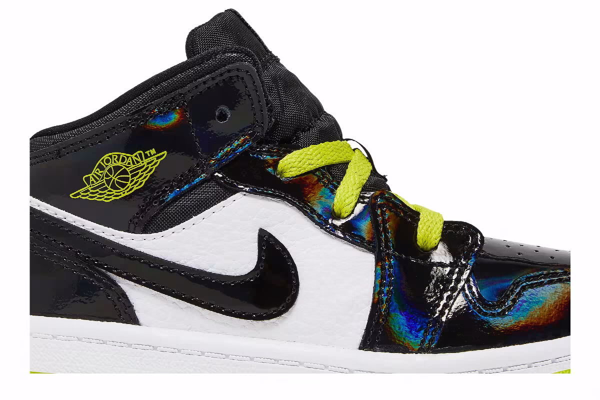 Air Jordan 1 Mid TD Black Cyber, view 3