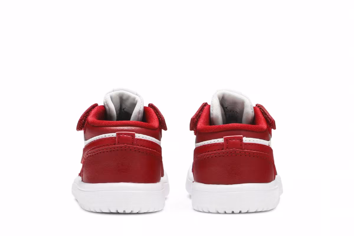 Air Jordan 1 Low ALT TD Gym Red, view 7
