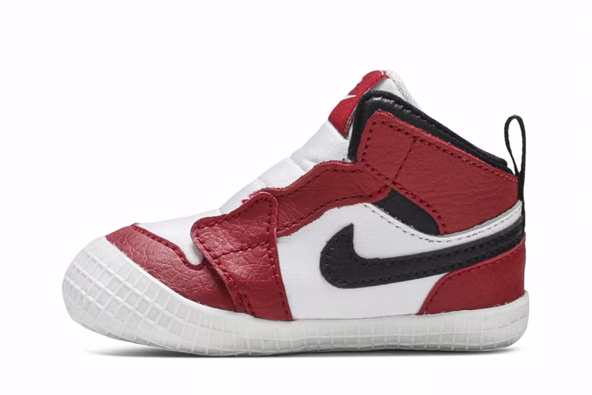 Air Jordan 1 Bootie TD White Varsity Red, view 4