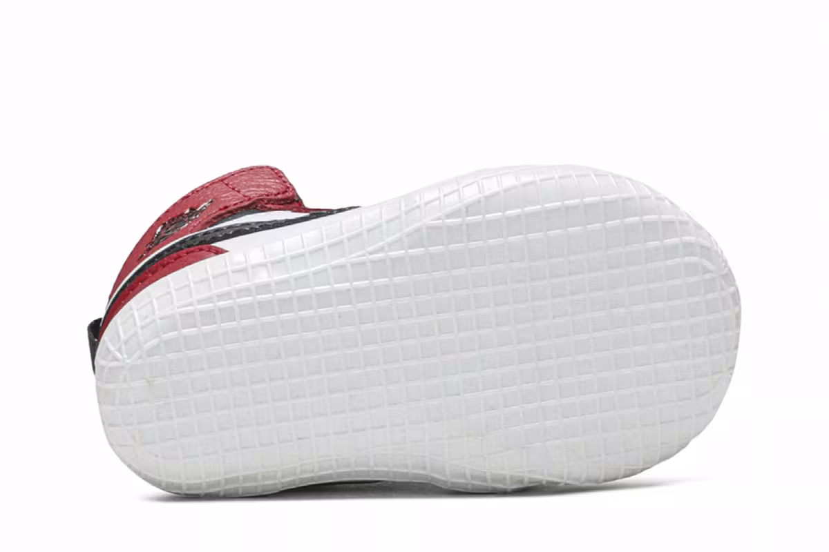 Air Jordan 1 Bootie TD White Varsity Red, view 5
