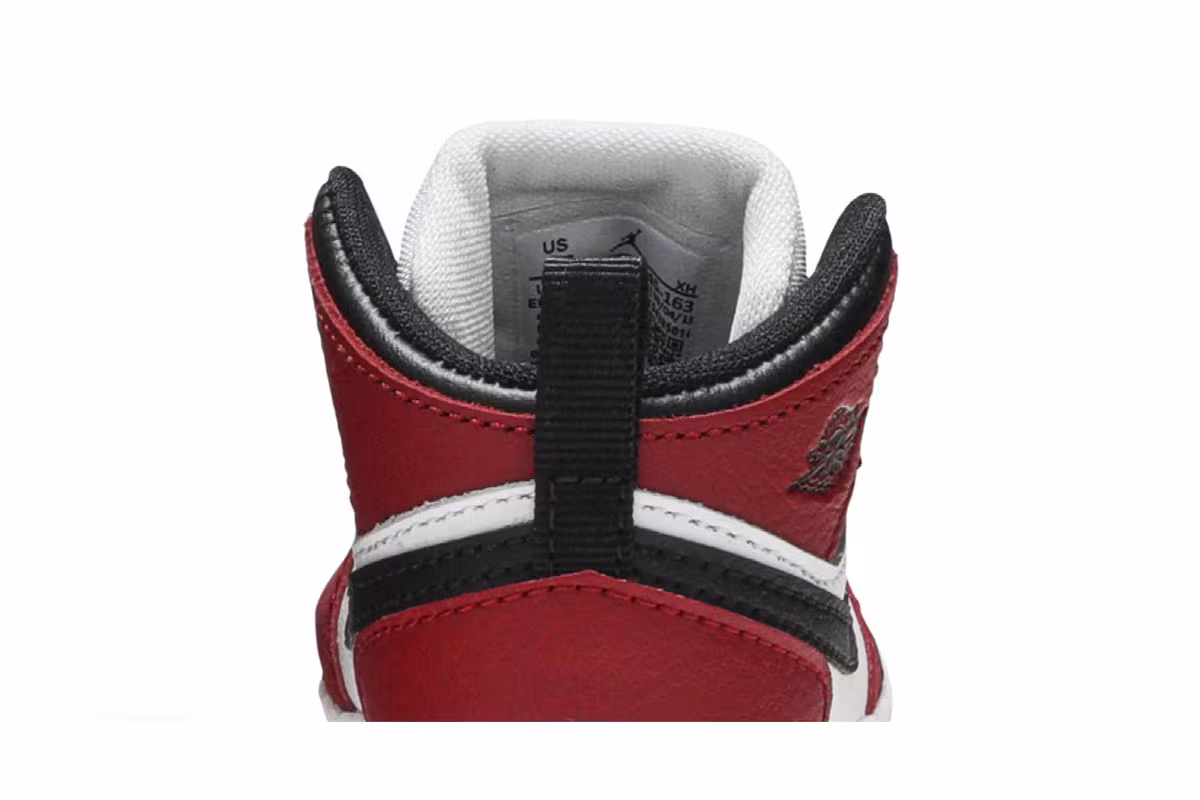 Air Jordan 1 Bootie TD White Varsity Red, view 8
