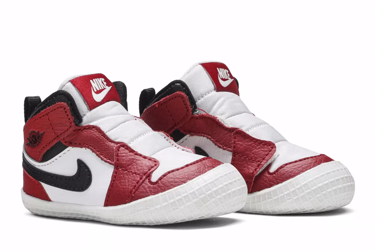 Air Jordan 1 Bootie TD White Varsity Red, view 9