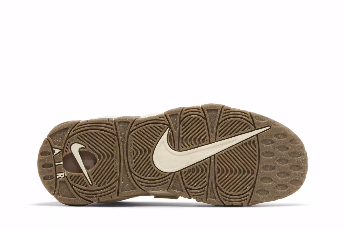 Nike Air More Uptempo GS Coconut Milk Team Gold, view 5