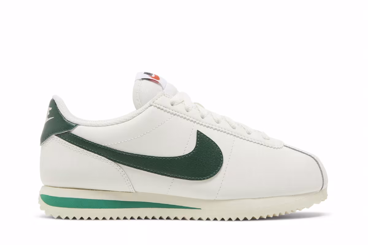Nike Women's Cortez Gorge Green, view 2