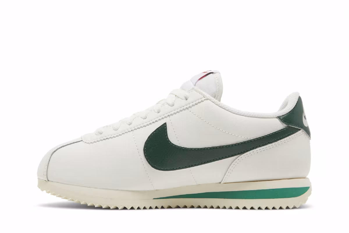 Nike Women's Cortez Gorge Green, view 4