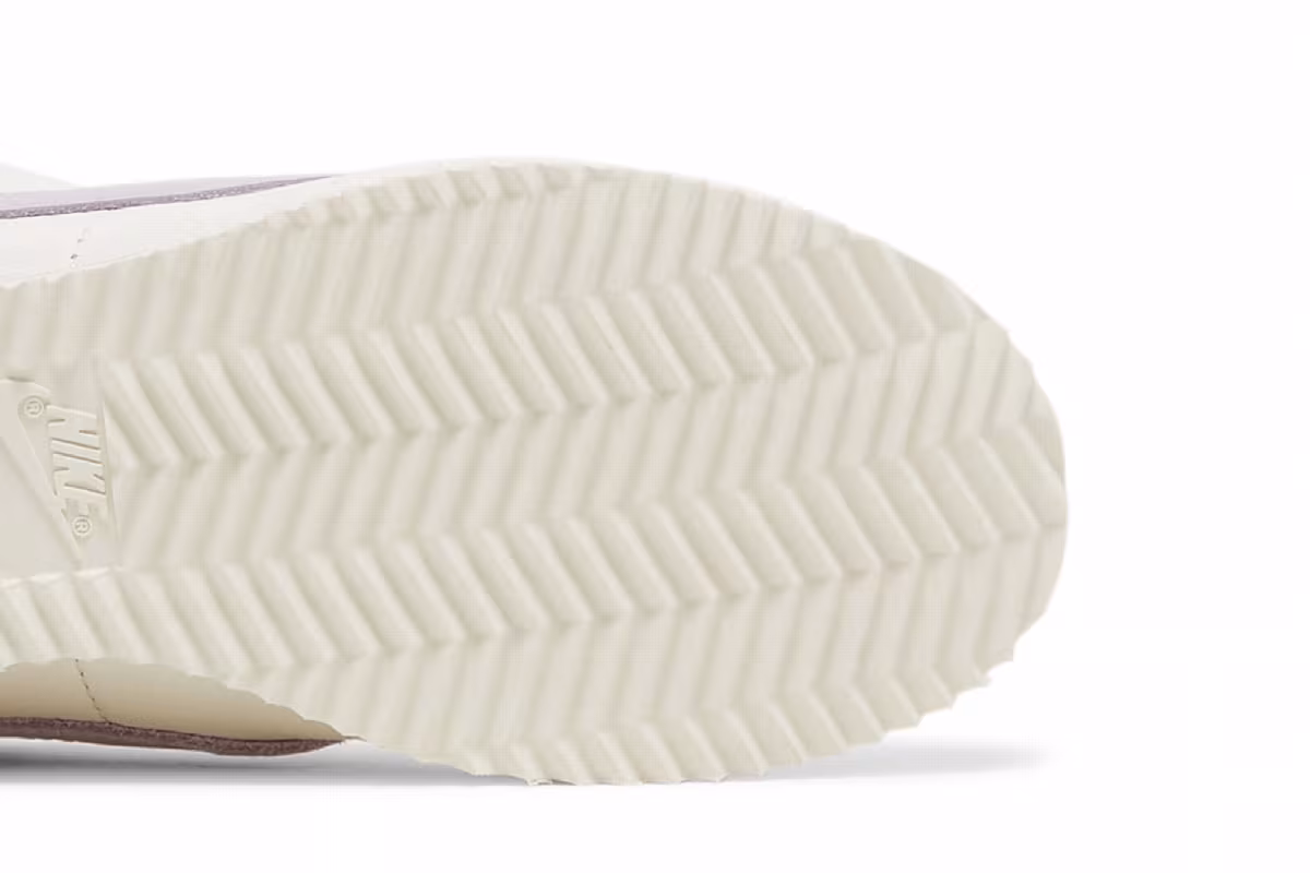 Nike Women's Cortez SE Sail Iced Lilac, view 6