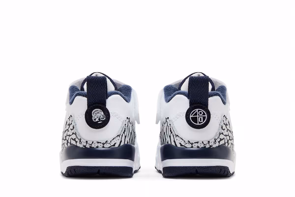 Air Jordan Spizike Low TD Obsidian, view 7