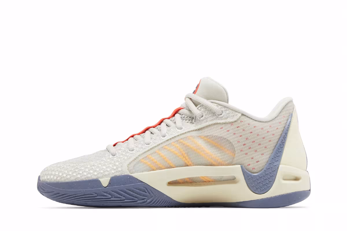 Nike Women's Sabrina 1 Grounded, view 4