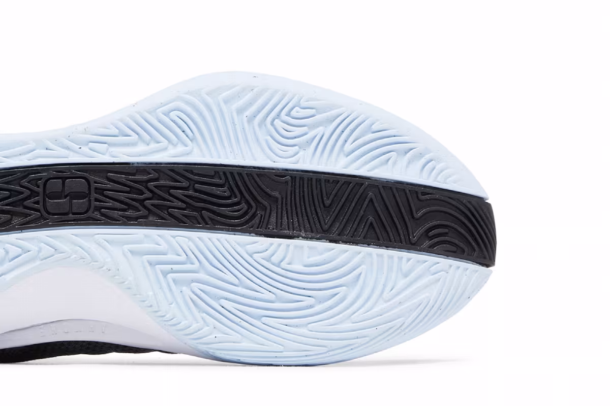 Nike Women's Sabrina 1 Family Bonds, view 6
