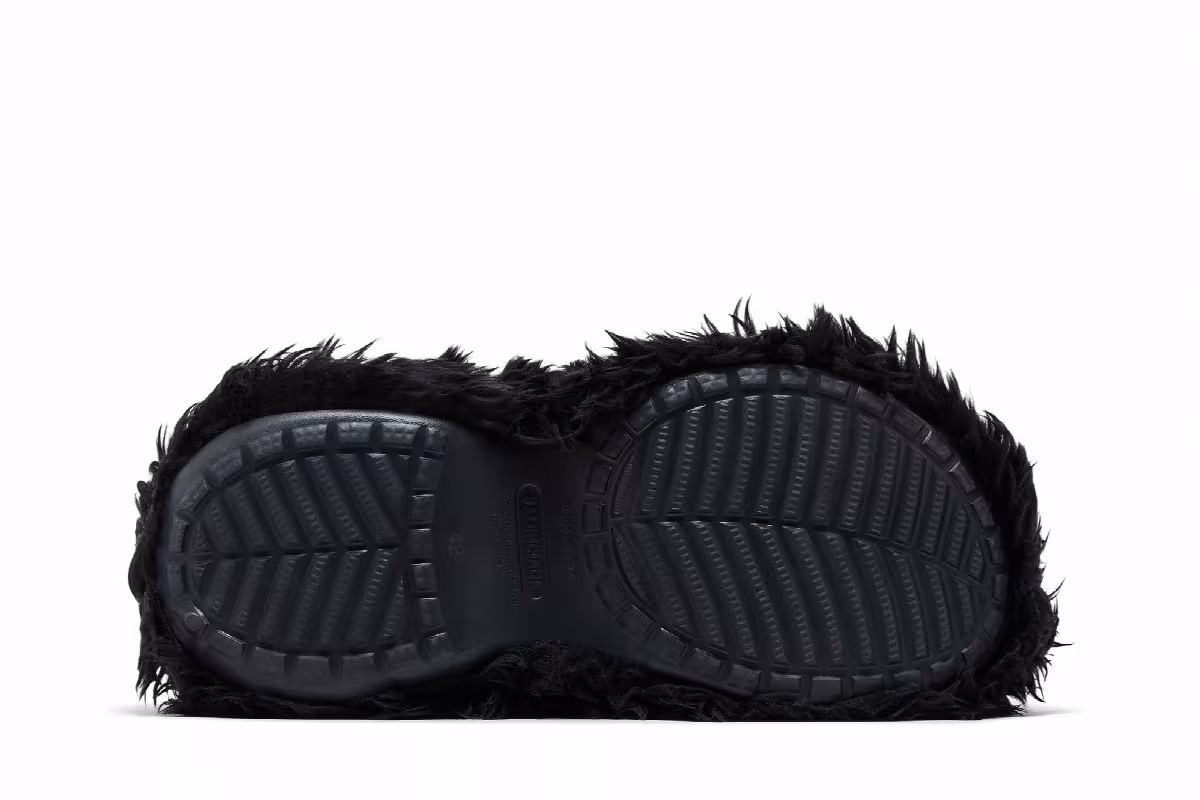 Crocs x Balenciaga Boot Black Fur, view 5