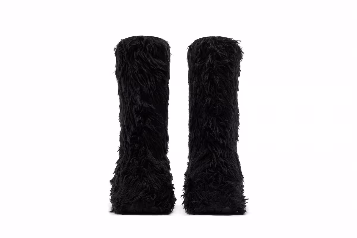 Crocs x Balenciaga Boot Black Fur, view 7