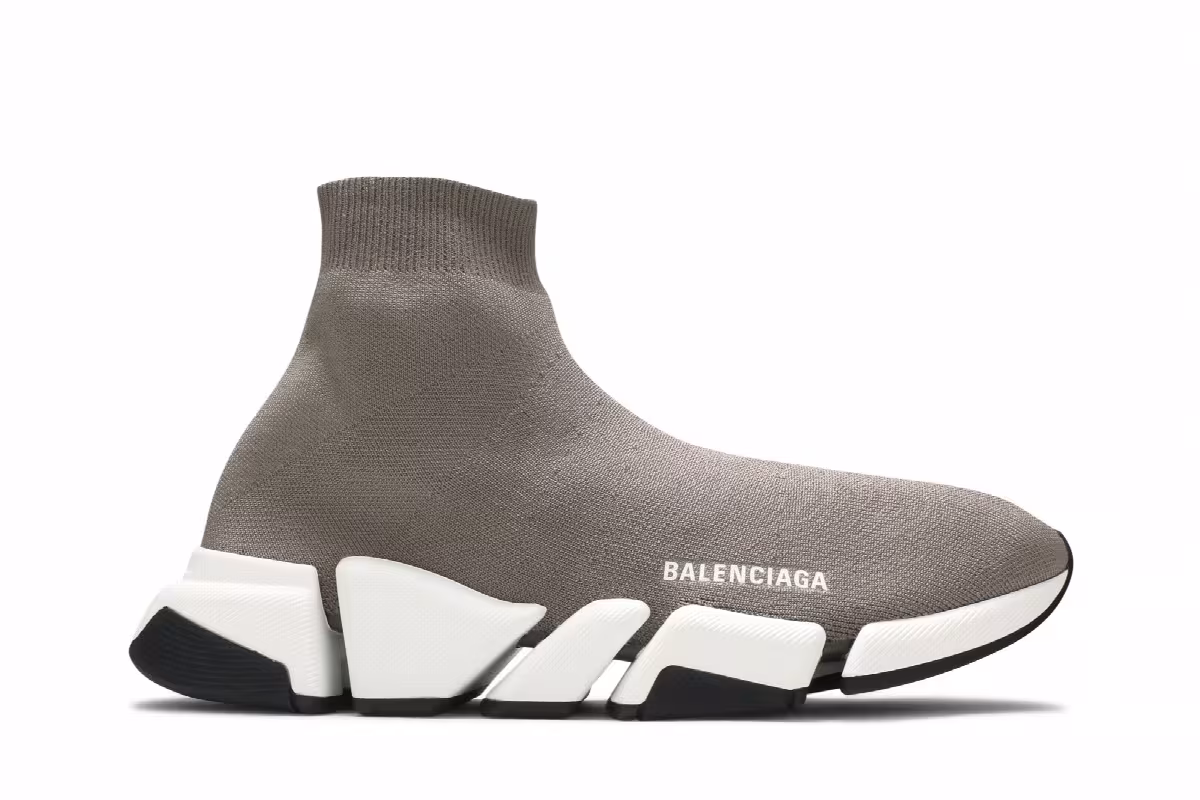 Balenciaga Speed 2.0 Sneaker Dark Beige, view 2