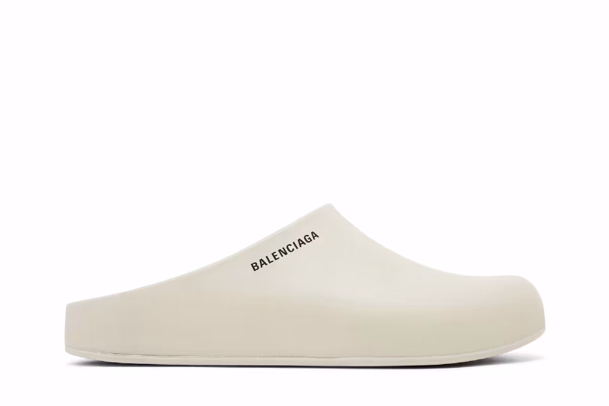 Balenciaga Pool Closed Slide Beige, view 2