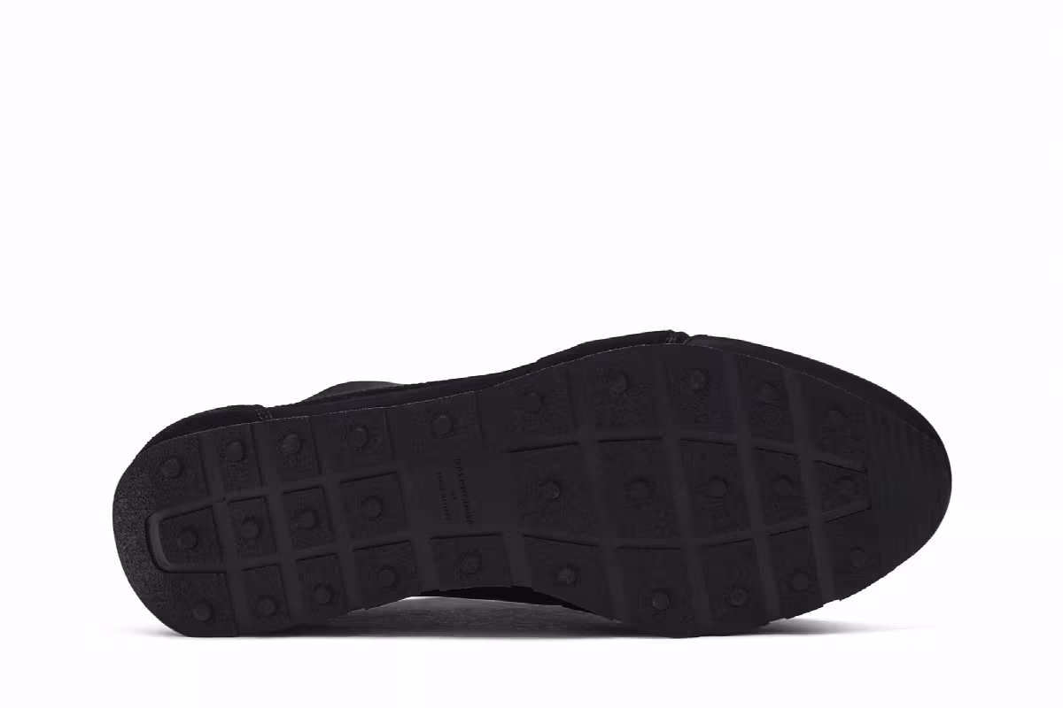 Balenciaga Race Runner Triple Black, view 5