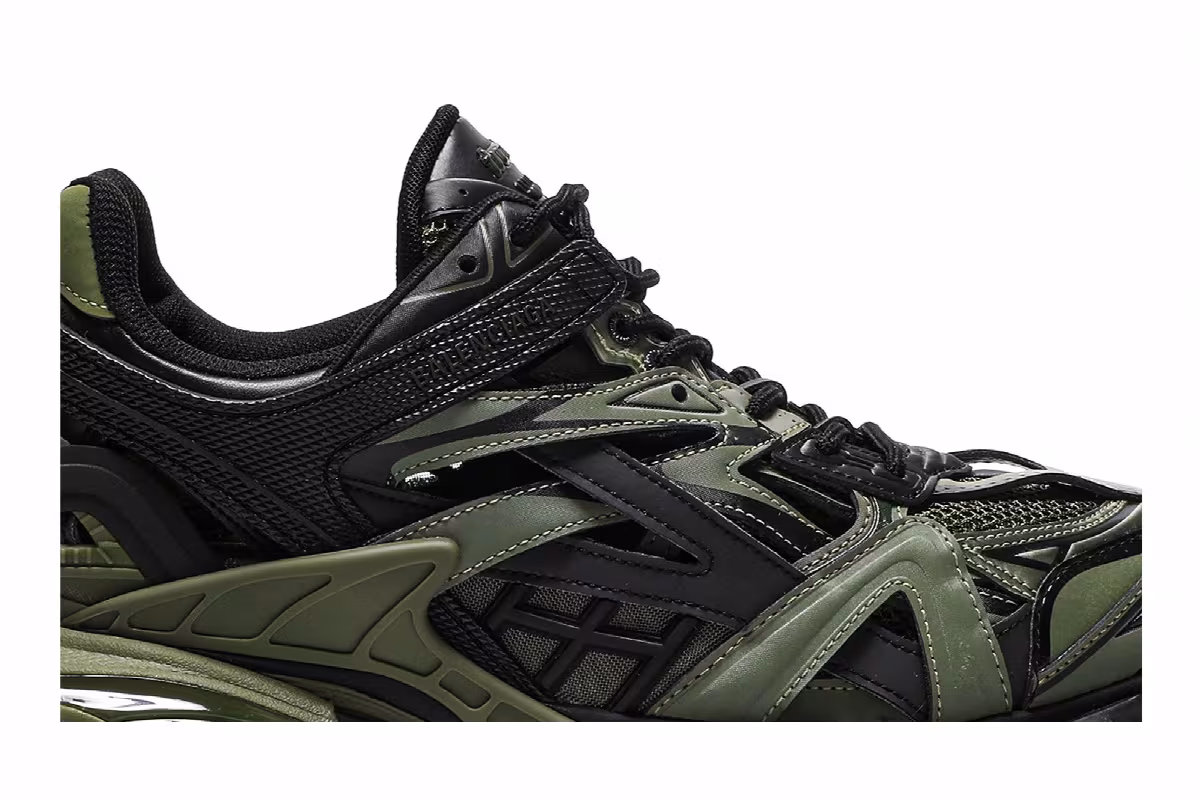Balenciaga Track.2 Sneaker Khaki Black, view 3