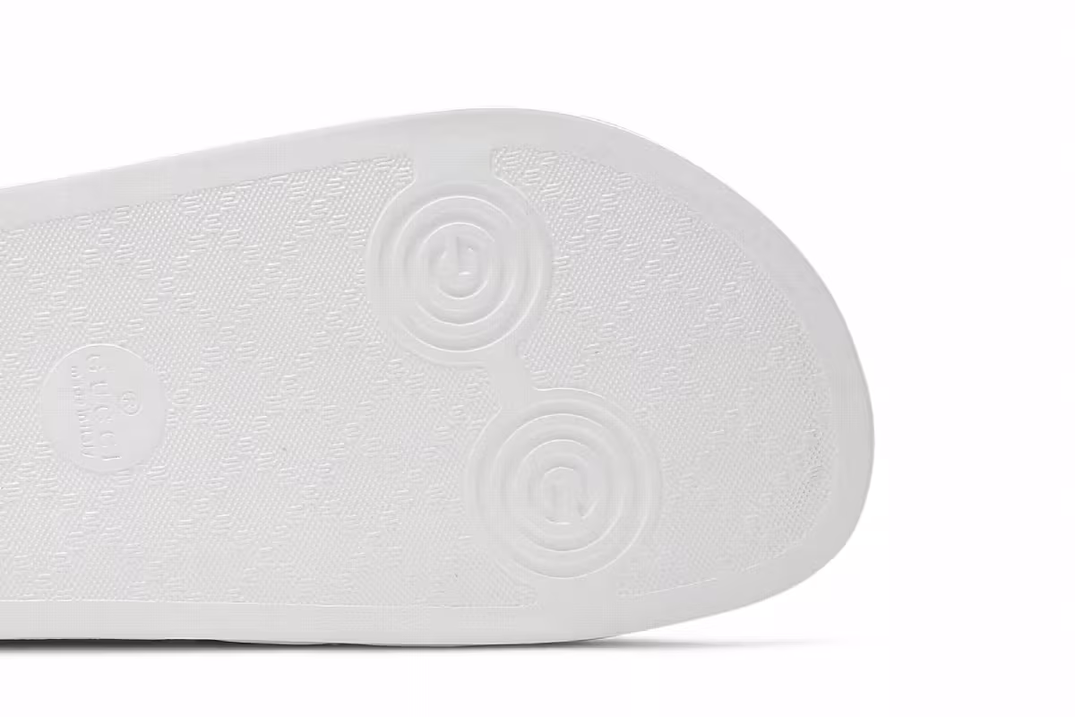 Gucci GG Rubber Slide Great White, view 6