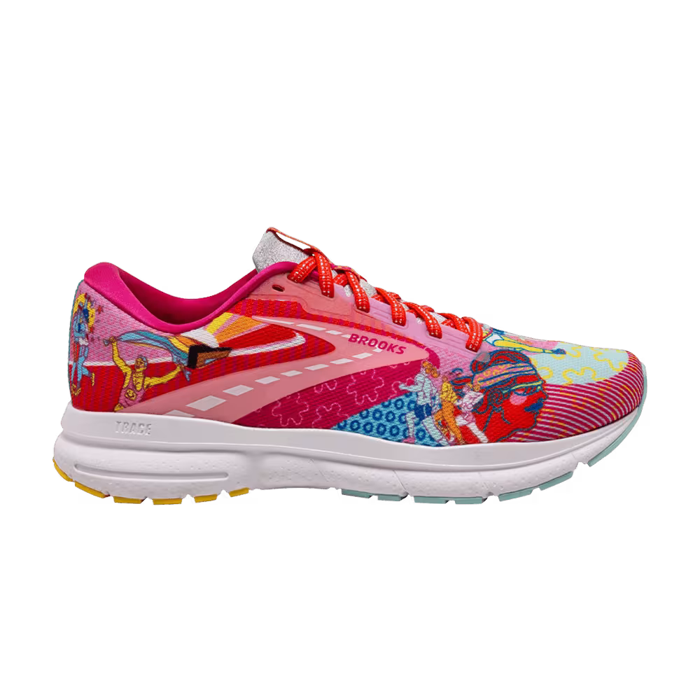 Brooks Trace 3 Pride