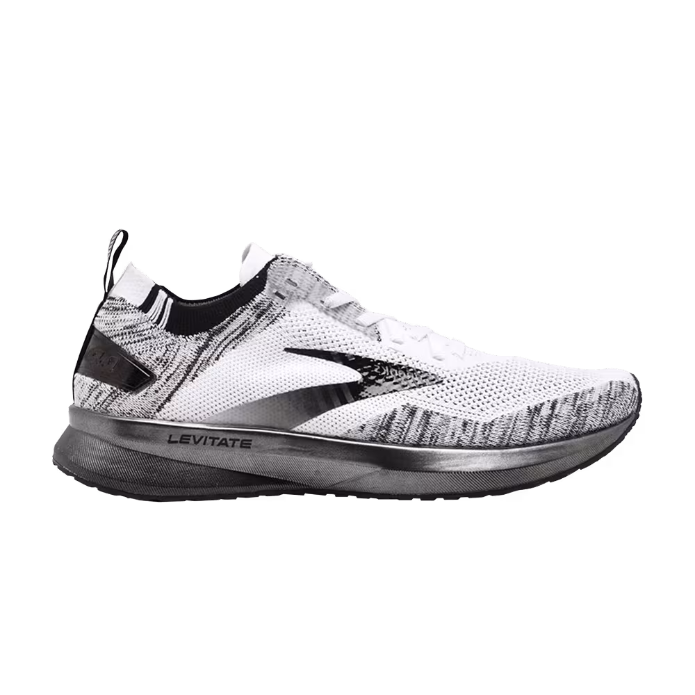 Brooks Women's Levitate 4 White Black