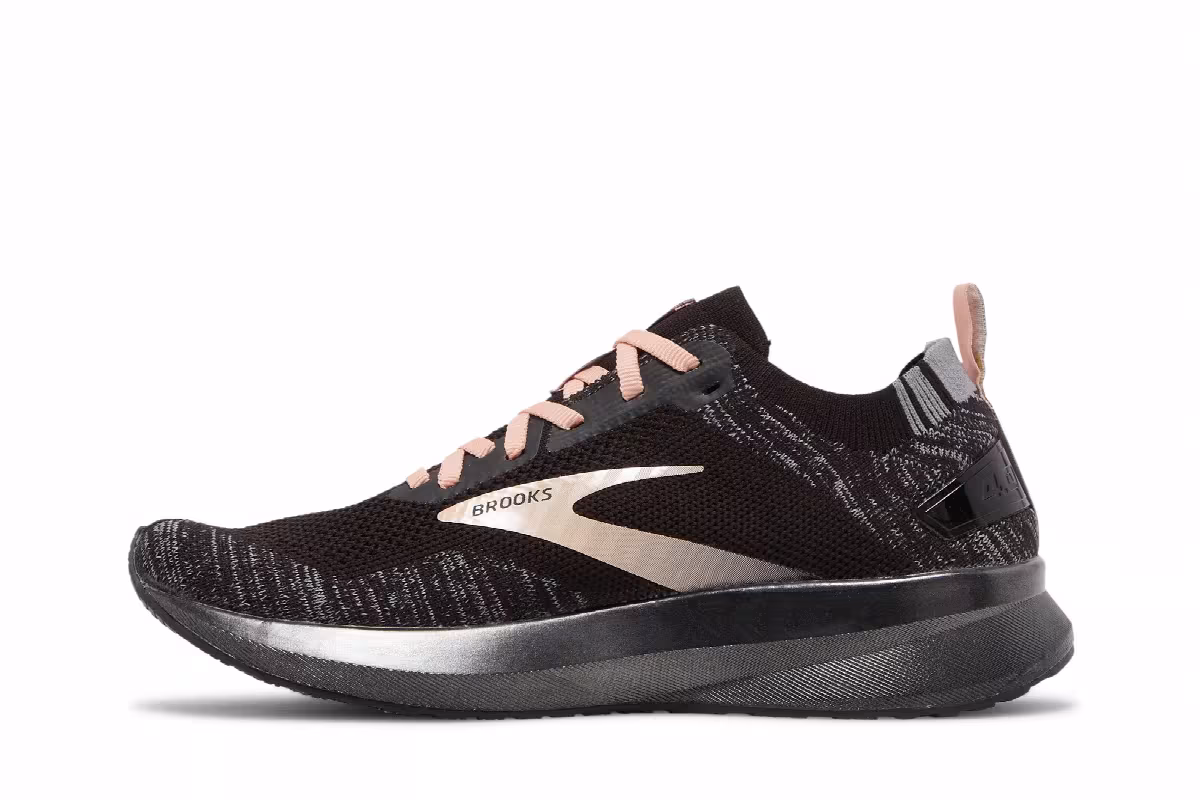 Brooks Women's Levitate 4 Black Coral Cloud, view 4
