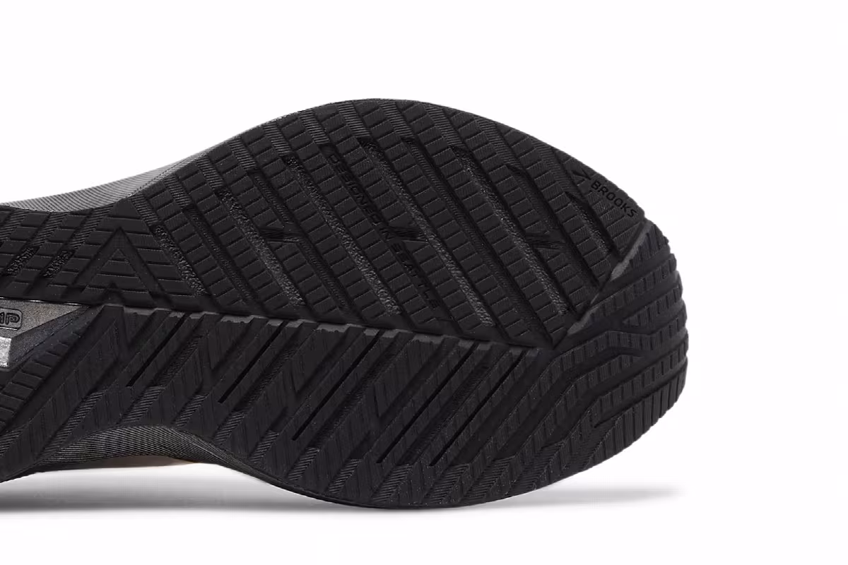 Brooks Women's Levitate 4 Black Coral Cloud, view 6